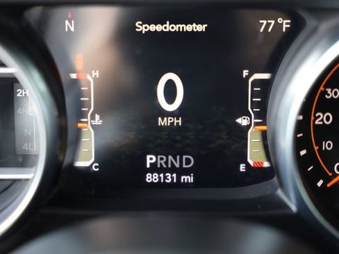 Used 2020 Jeep Wrangler Unlimited Sahara AWD/4WD image 18