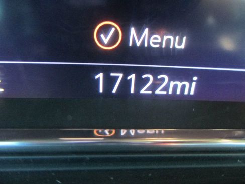 Used 2023 GMC Sierra 3500 Denali w/ Denali Ultimate Package image 33