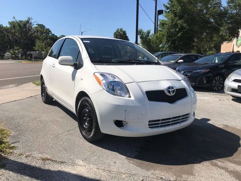 Used 2007 Toyota Yaris Base 2dr Hatchback 5M w/ Convenience Pkg image 3