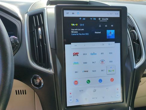 Used 2022 Ford Edge Titanium w/ Equipment Group 301A image 22