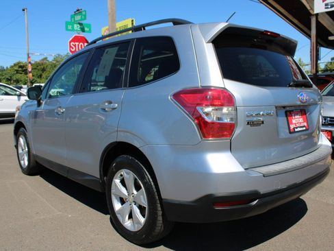 Used 2014 Subaru Forester 2.5i Touring w/ Popular Package #1 AWD/4WD image 4