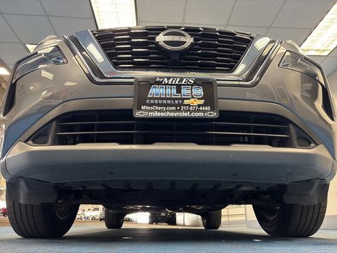 Used 2023 Nissan Rogue SV image 13