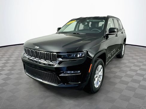 Certified 2024 Jeep Grand Cherokee Limited AWD/4WD image 5