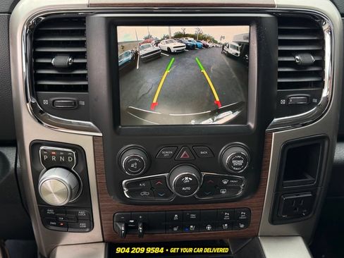 Used 2017 RAM 1500 Laramie w/ Convenience Group AWD/4WD image 18