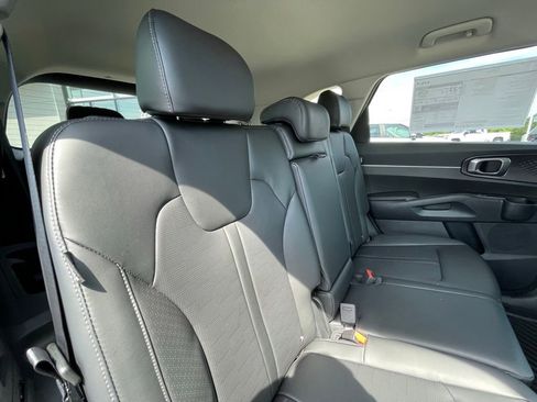 New 2026 Kia Sorento EX AWD/4WD image 29