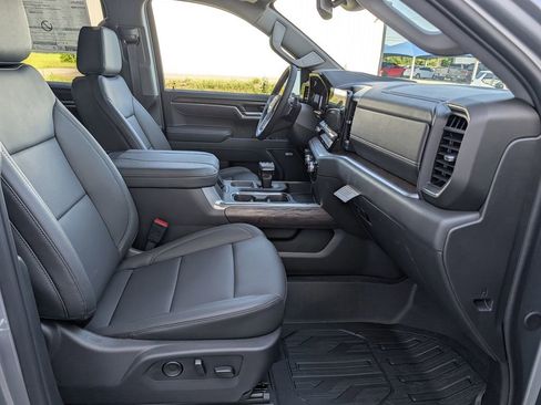 New 2026 GMC Sierra 1500 SLT AWD/4WD image 33