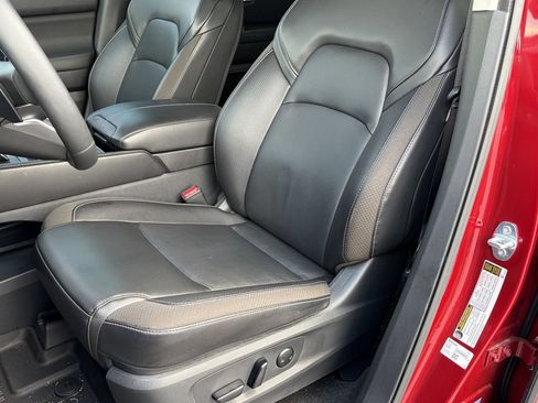 Certified 2024 Nissan Pathfinder SL w/ SL Premium Package FWD image 26