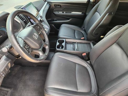Certified 2024 Honda Odyssey EX-L image 13