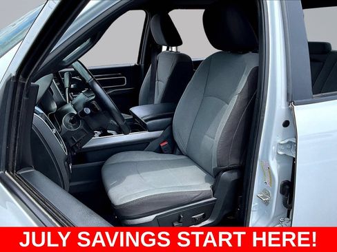 Used 2024 RAM 2500 Big Horn w/ Off Road Package AWD/4WD image 29
