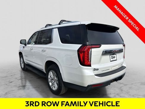 Used 2021 GMC Yukon SLT w/ SLT Premium Package image 3