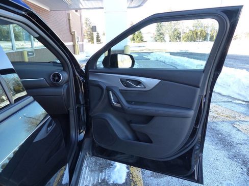 Used 2021 Chevrolet Blazer LT image 39