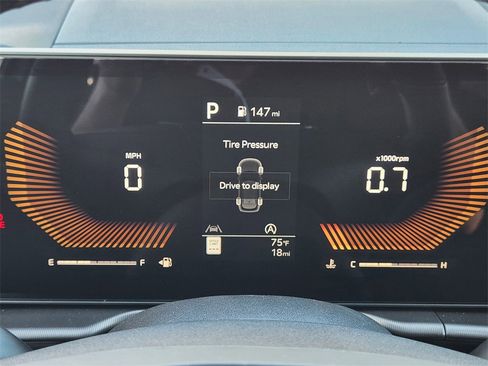 New 2026 Kia Sportage EX image 11