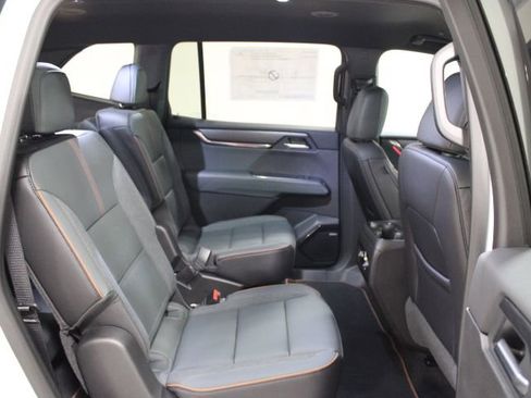 New 2025 GMC Acadia AT4 w/ Super Cruise Package image 44