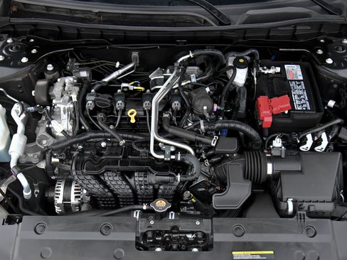 Used 2024 Nissan Altima 2.5 SV image 41