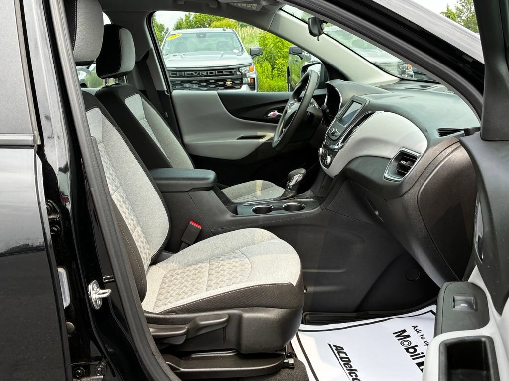 Used 2024 Chevrolet Equinox LS AWD/4WD image 29