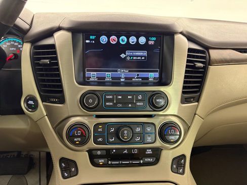 Used 2020 GMC Yukon Denali w/ Denali Ultimate Package RWD image 30