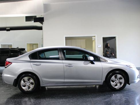 Used 2014 Honda Civic LX image 2