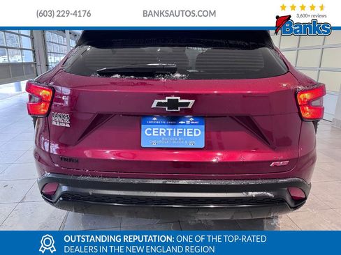 Certified 2024 Chevrolet Trax RS image 6