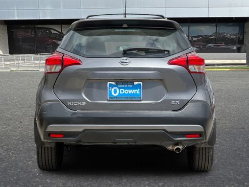 Used 2018 Nissan Kicks SR w/ Exterior Package FWD image 8