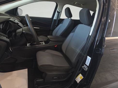 Used 2018 Ford Escape SE FWD image 12
