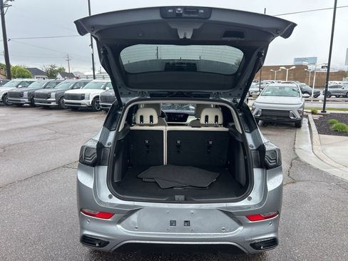 Used 2025 Buick Encore GX Avenir w/ Avenir Technology Package AWD/4WD image 29