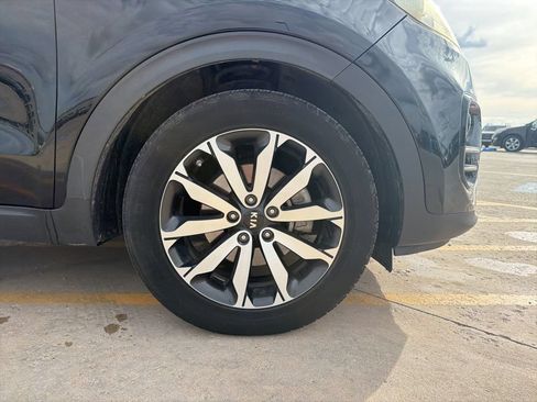 Used 2018 Kia Sportage EX w/ EX Premium Package FWD image 28
