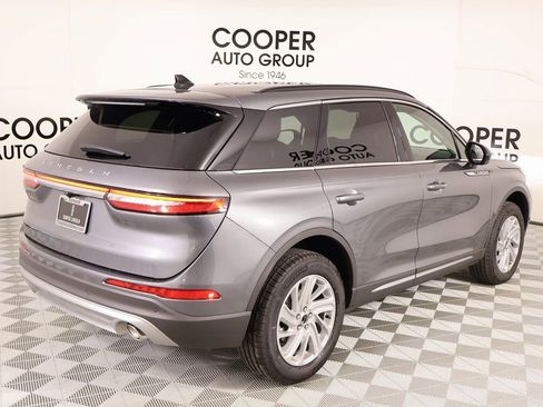 New 2026 Lincoln Corsair Premiere image 21