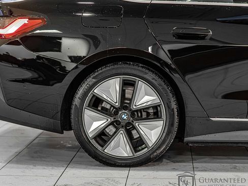 Used 2024 BMW i4 eDrive35 w/ Premium Package image 10