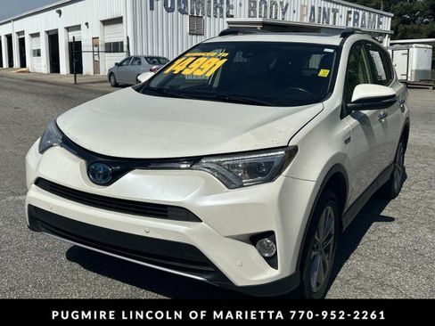 Used 2018 Toyota RAV4 Limited image 3