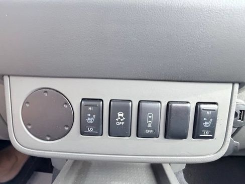 Certified 2020 Nissan Frontier SV RWD image 17