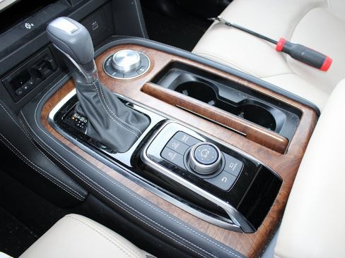 Used 2023 Nissan Armada SL w/ Cargo Package image 28