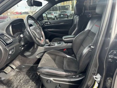 Used 2019 Jeep Grand Cherokee Trailhawk image 19