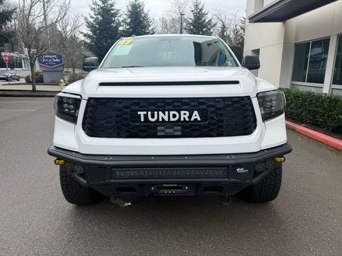 Used 2017 Toyota Tundra SR5 image 6