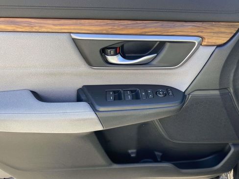 Used 2017 Honda CR-V EX image 15