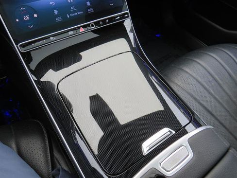 Certified 2023 Mercedes-Benz S 500 4MATIC w/ AMG Line image 17