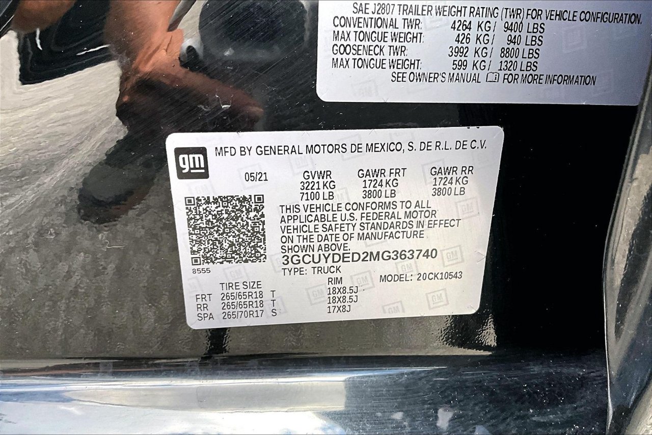 Used 2021 Chevrolet Silverado 1500 LT w/ Bed Protection Package AWD/4WD image 13
