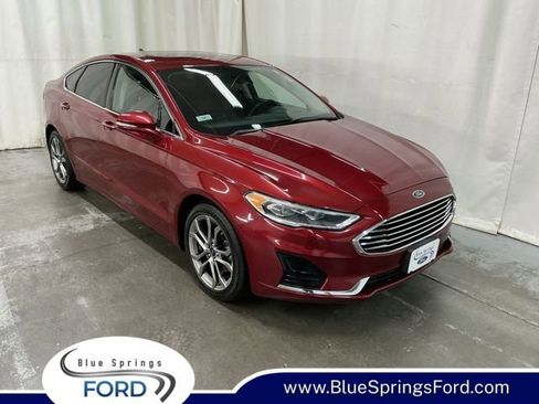 Used 2019 Ford Fusion SEL FWD image 1