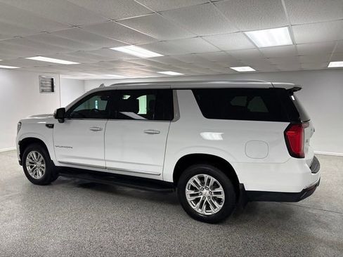 Used 2021 GMC Yukon XL SLT image 5