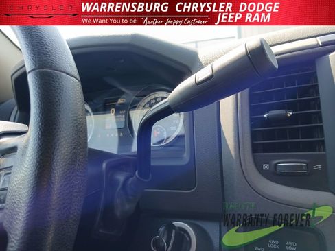 Used 2014 RAM 1500 Express AWD/4WD image 23