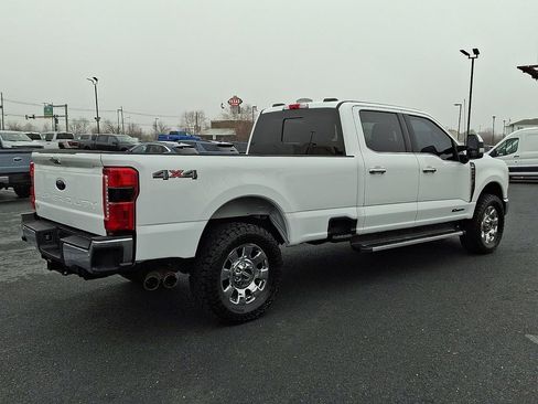 Used 2023 Ford F250 Lariat w/ Chrome Package image 6