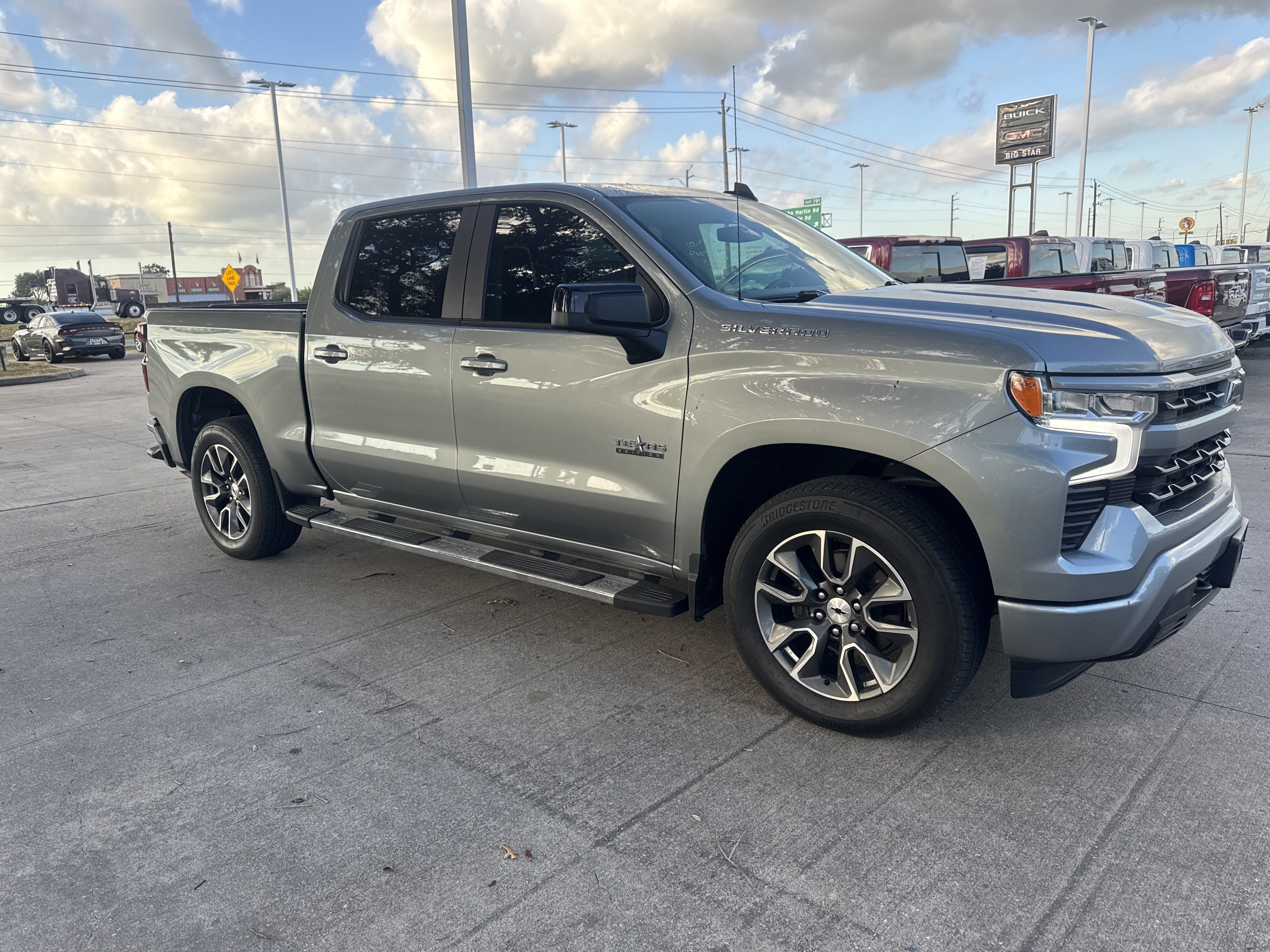 Used 2025 Chevrolet Silverado 1500 RST w/ Texas Edition Plus RWD image 18