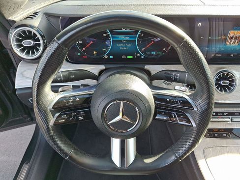 Used 2023 Mercedes-Benz E 450 4MATIC Cabriolet image 18