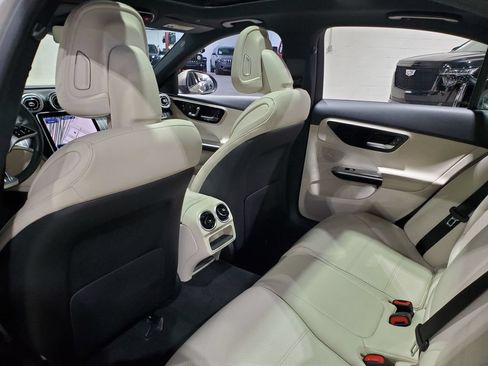 Used 2023 Mercedes-Benz C 300 Sedan image 28
