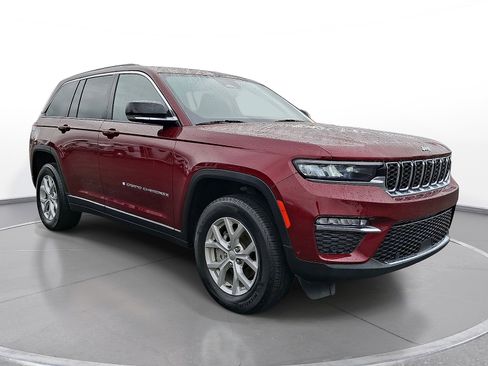 Used 2023 Jeep Grand Cherokee Limited w/ Luxury Tech Group II AWD/4WD image 1