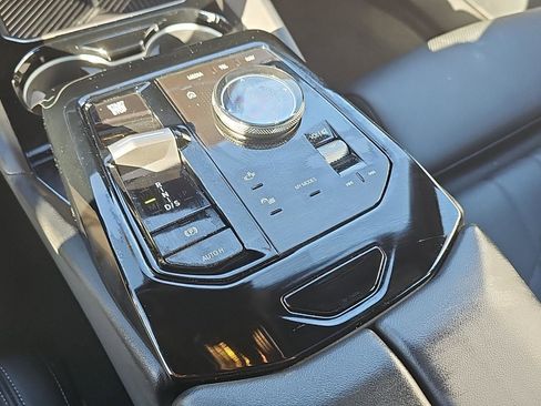 Used 2026 BMW 530i xDrive image 17