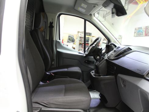 Used 2018 Ford Transit 250 130 Low Roof w/ Exterior Upgrade Package image 18