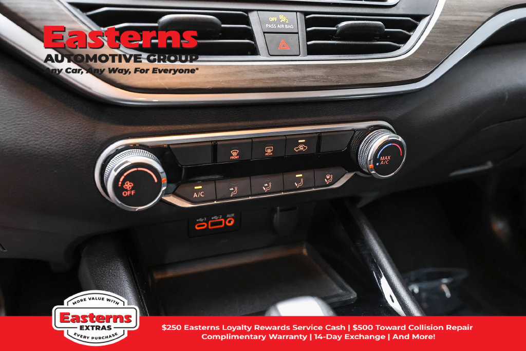 Used 2024 Nissan Altima 2.5 SV FWD image 22