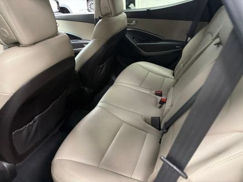 Used 2018 Hyundai Santa Fe Sport FWD image 15