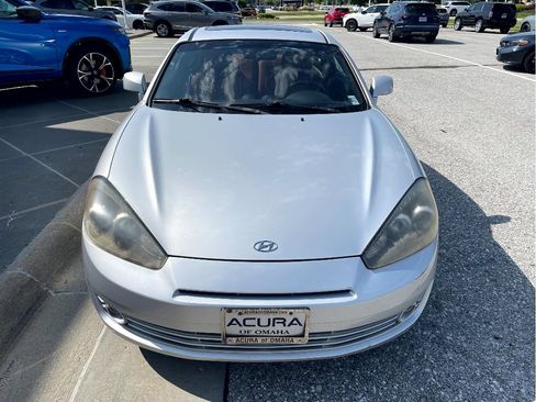 Used 2008 Hyundai Tiburon GT FWD image 5
