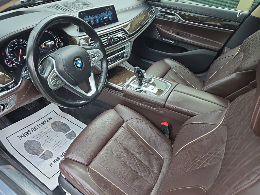 Used 2016 BMW 750i xDrive AWD/4WD image 13